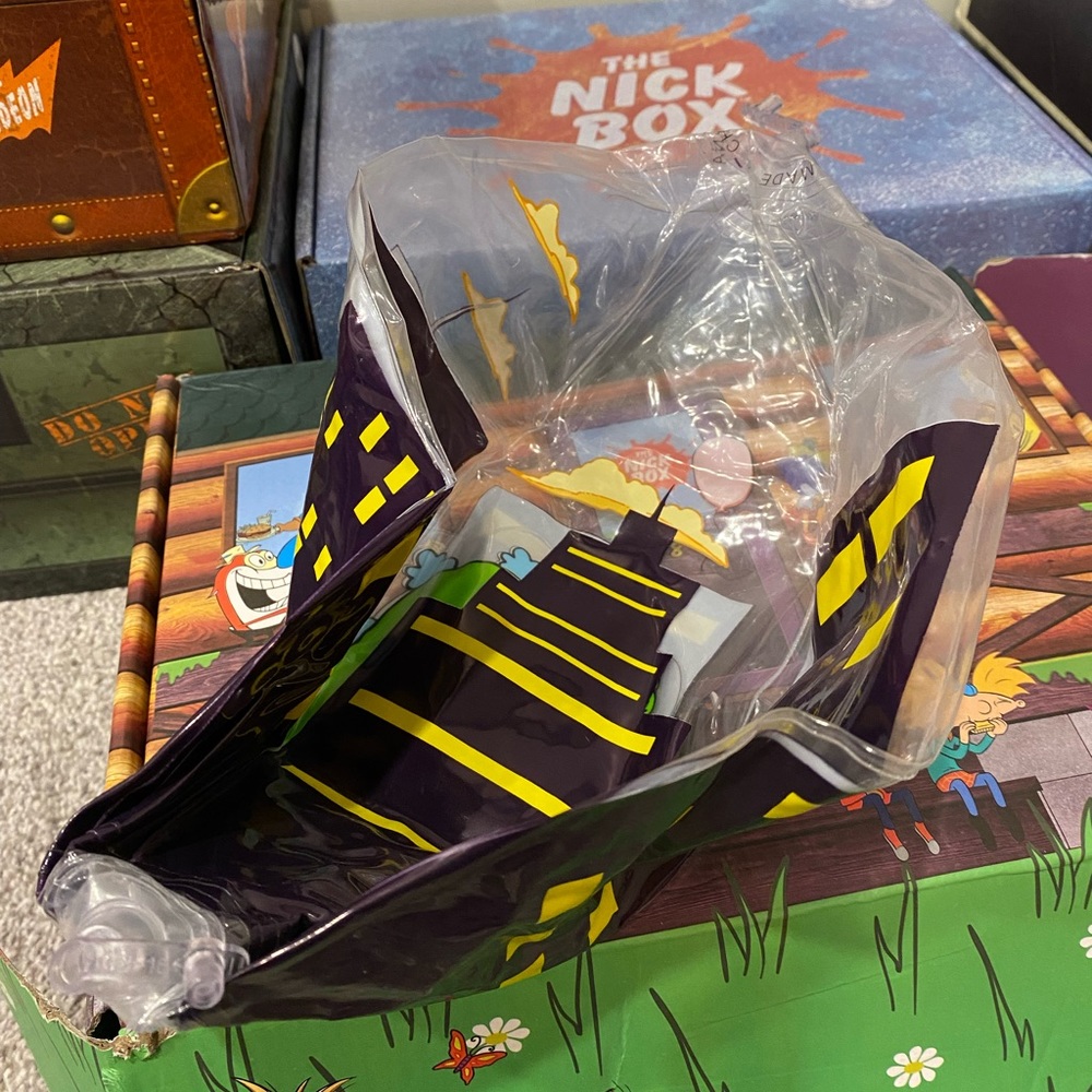 Rugrats Reptar Beach Ball Retro 90s Nick - Picture 3 of 3